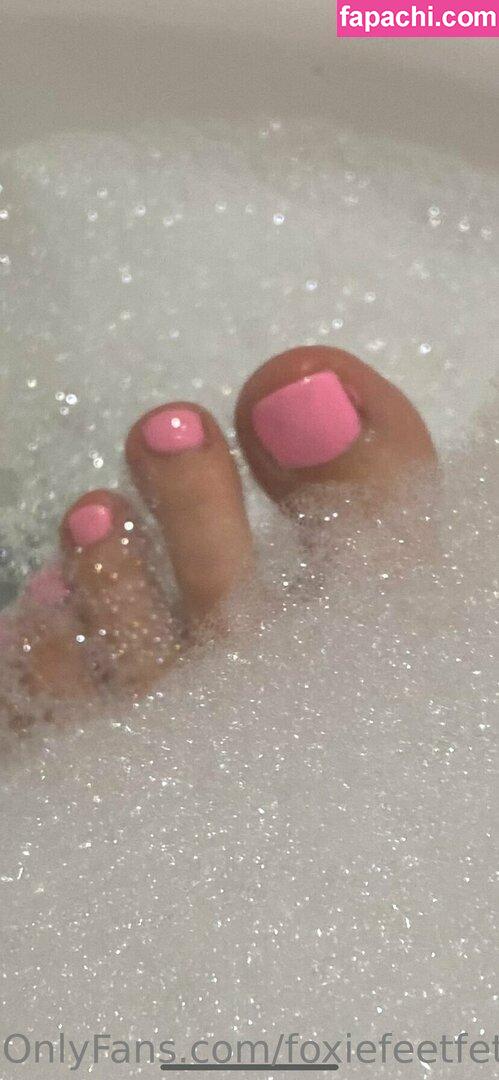 foxiefeetfetish / foxyfetishfeet leaked nude photo #0007 from OnlyFans/Patreon