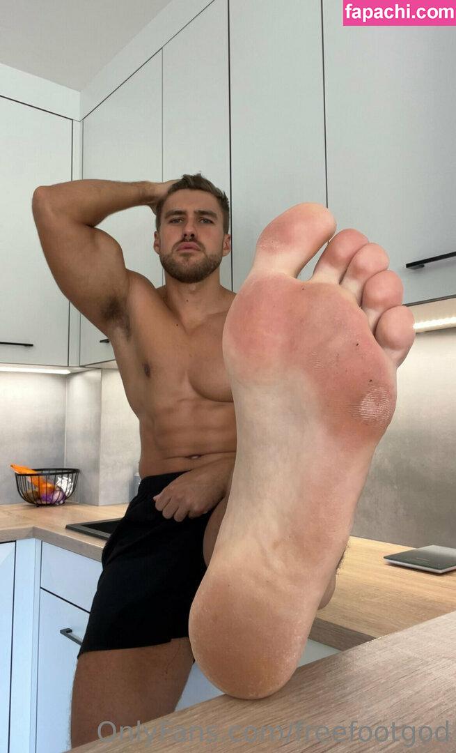 freefootgod / freethegod_ leaked nude photo #0101 from OnlyFans/Patreon