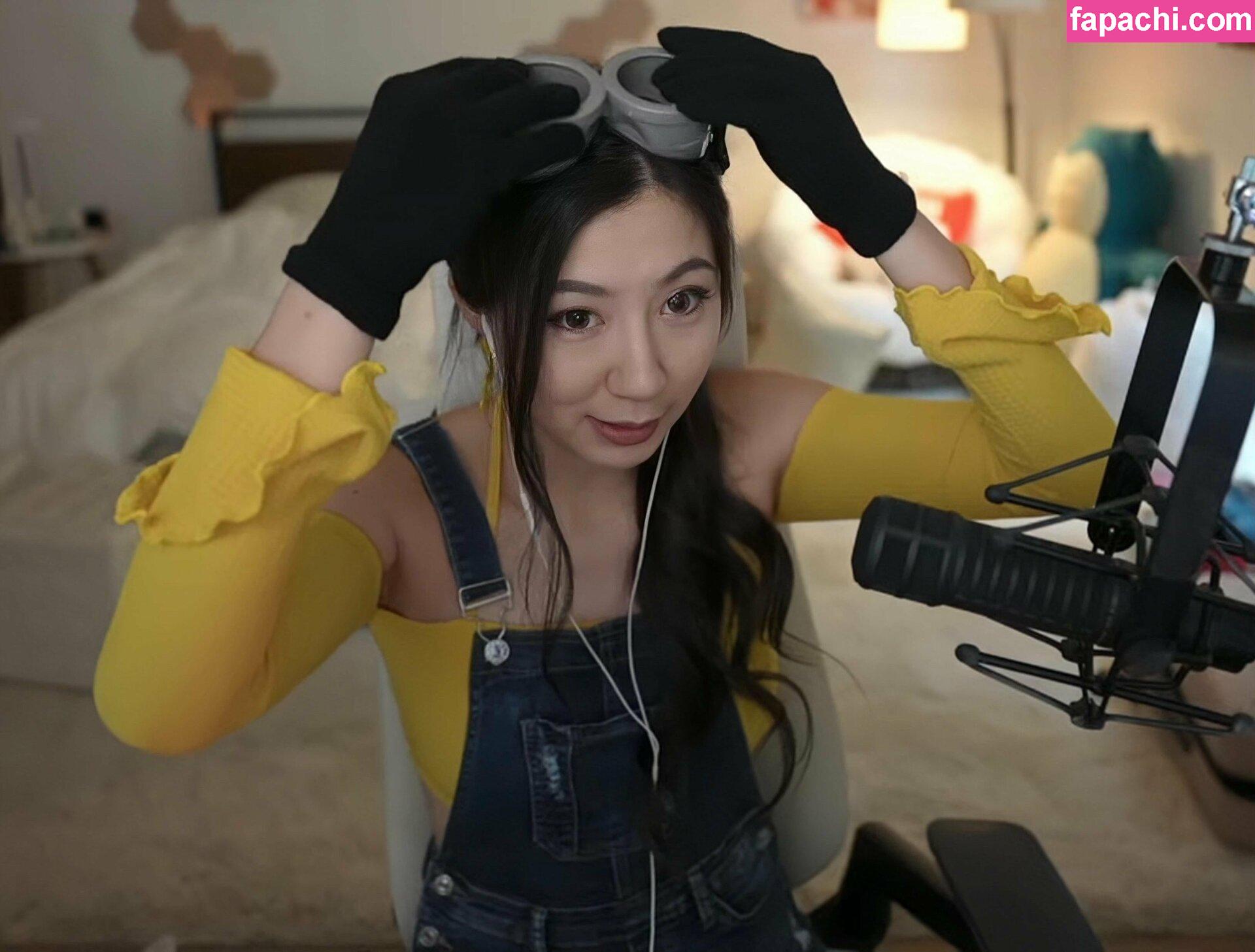 Fuslie / Leslie leaked nude photo #0356 from OnlyFans/Patreon