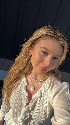 G Hannelius leaked media #0061