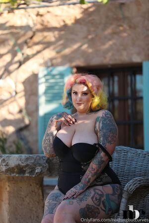 GaldaLou leaked media #0255