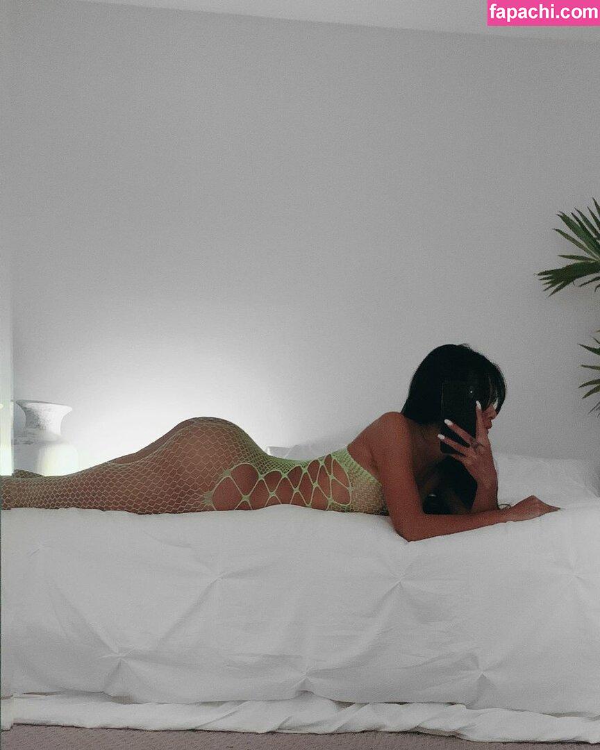 gold.gypsy / u10319871 leaked nude photo #0214 from OnlyFans/Patreon