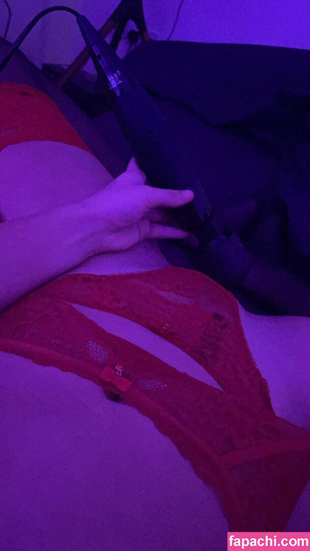 h0rny_c0uple / ohlalaisfrenchforomg / prince55lily leaked nude photo #0008 from OnlyFans/Patreon