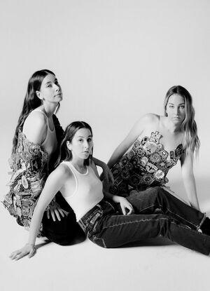 Haim Sisters leaked media #0045