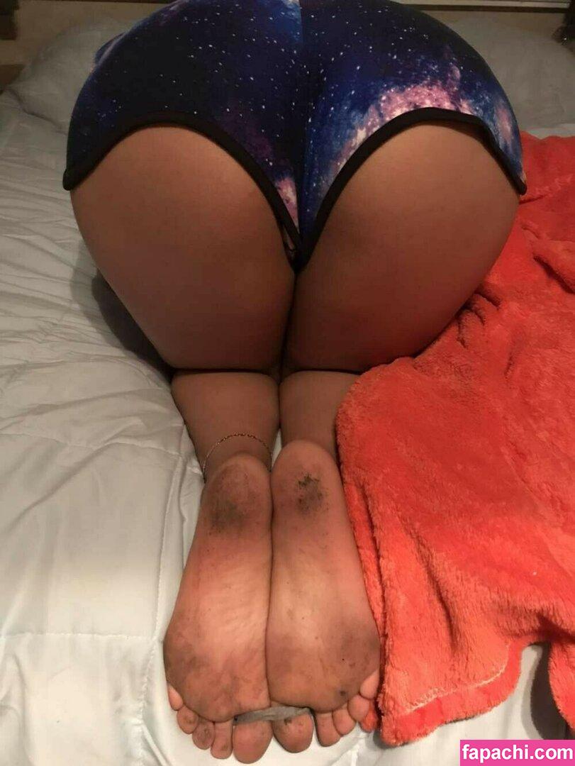 Hellovivifeet / hellovivifeets / hellovivifeetss leaked nude photo #0007 from OnlyFans/Patreon