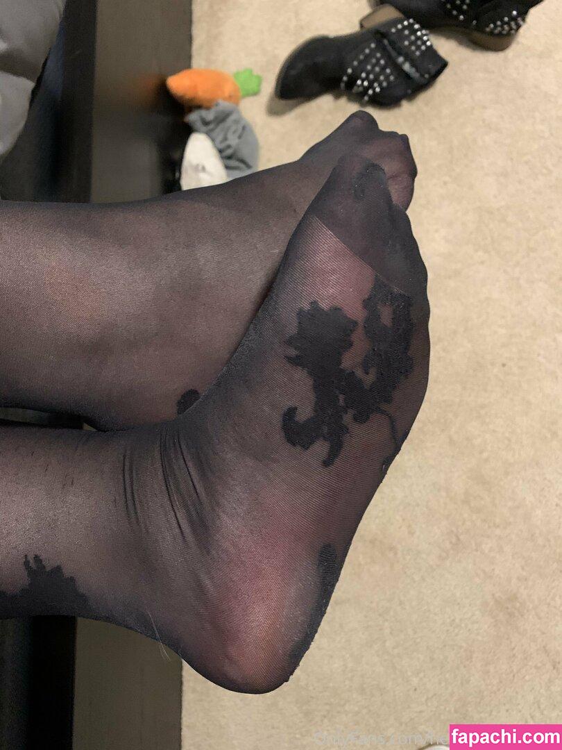 hernylonfeetfree / karrie_daniels00 leaked nude photo #0054 from OnlyFans/Patreon