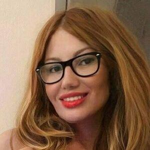 hotgirl012 avatar