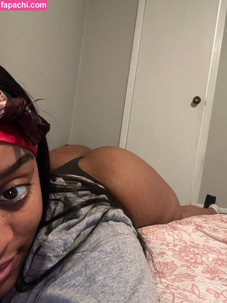 Iamdomtease / Milkyymommie / bundleofdom leaked nude photo #0037 from OnlyFans/Patreon