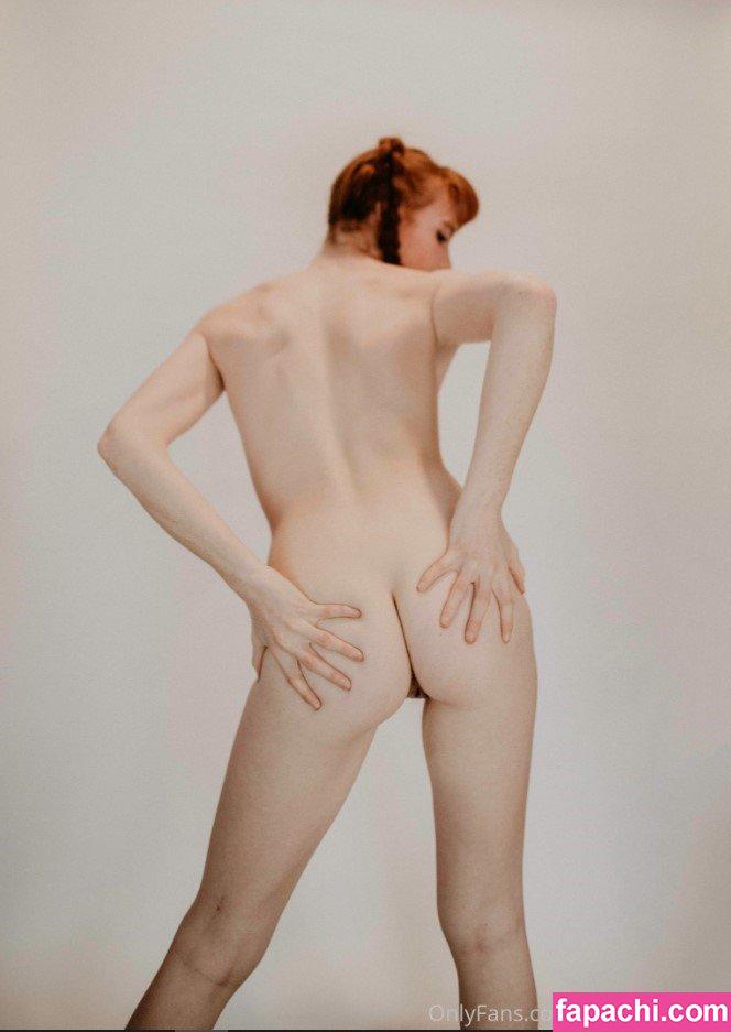 imnotbellathoree / Katy Howard / katy_howard__ leaked nude photo #0003 from OnlyFans/Patreon