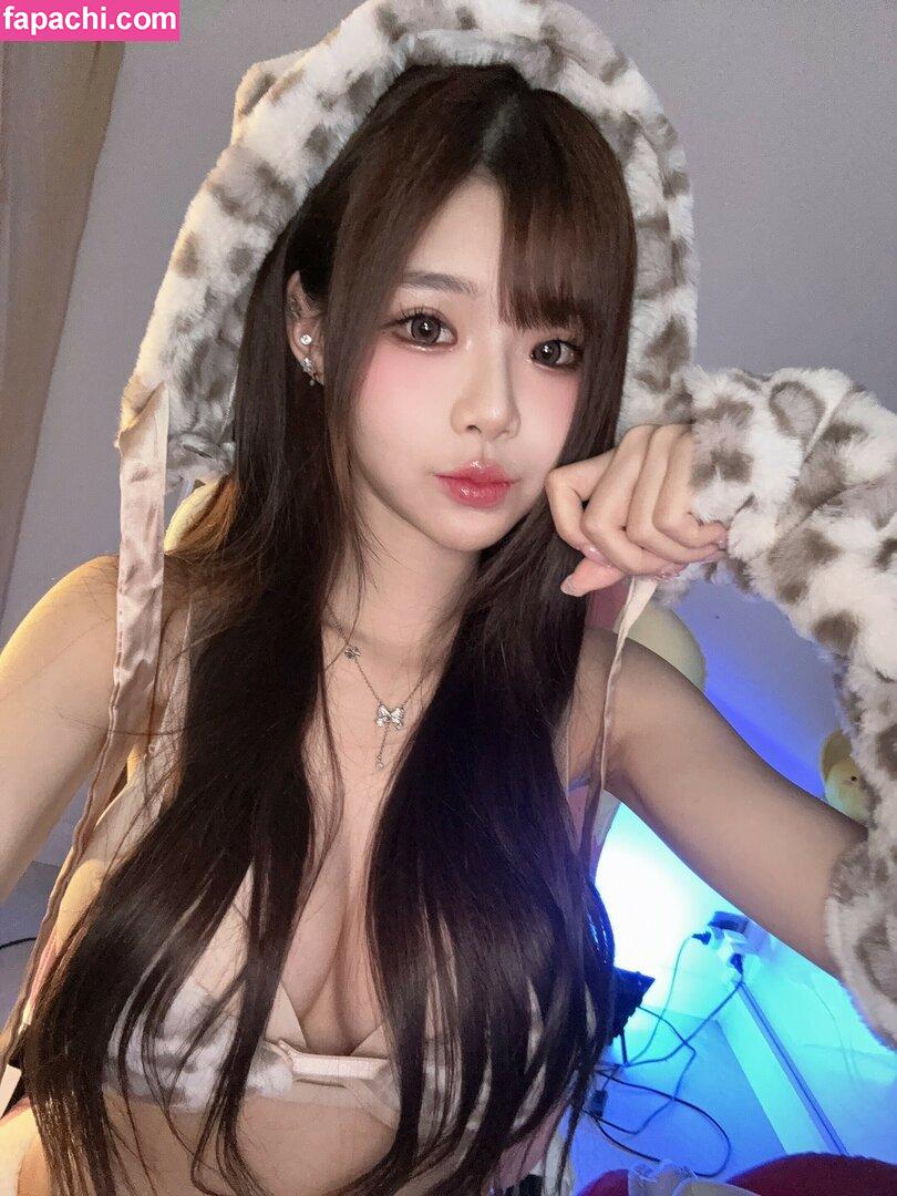 irissiri129 / irisyiyi_ / 艾怡 leaked nude photo #0124 from OnlyFans/Patreon