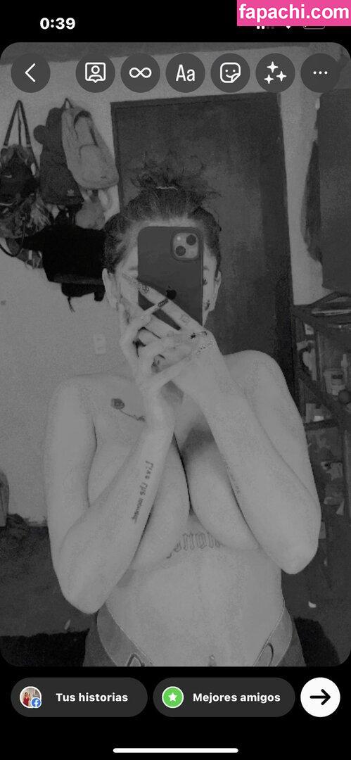 isha2900 / Bebitafiufiu.29 / abarca_ishbak leaked nude photo #0002 from OnlyFans/Patreon