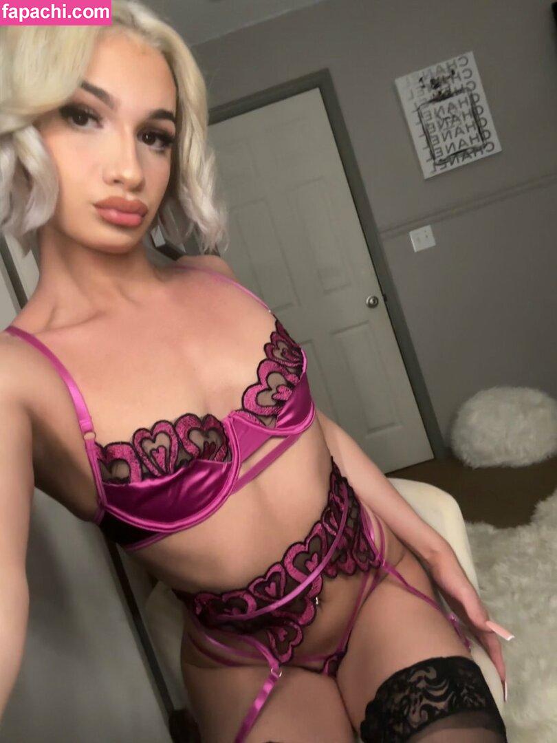 Izadolla / izzaadoll leaked nude photo #0012 from OnlyFans/Patreon