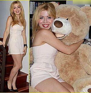 Jennette McCurdy leaked media #0327