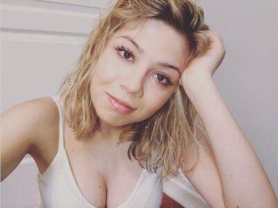 Jennette McCurdy leaked media #0352