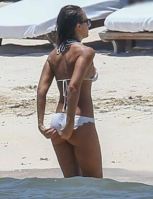 Jessica Alba leaked media #2166