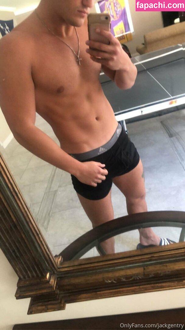 jfit98 / jt_thefiredog leaked nude photo #0011 from OnlyFans/Patreon