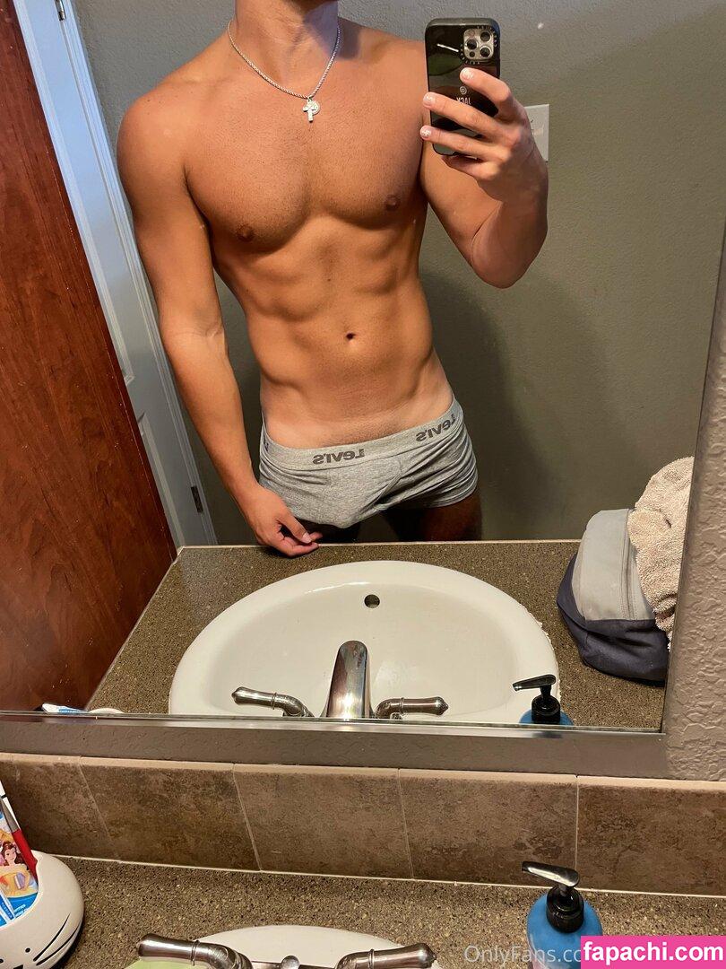 jfit98 / jt_thefiredog leaked nude photo #0039 from OnlyFans/Patreon