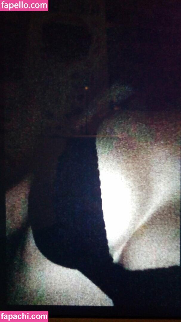 jmenbatslsboobs / jmenbatslesboobs leaked nude photo #0002 from OnlyFans/Patreon