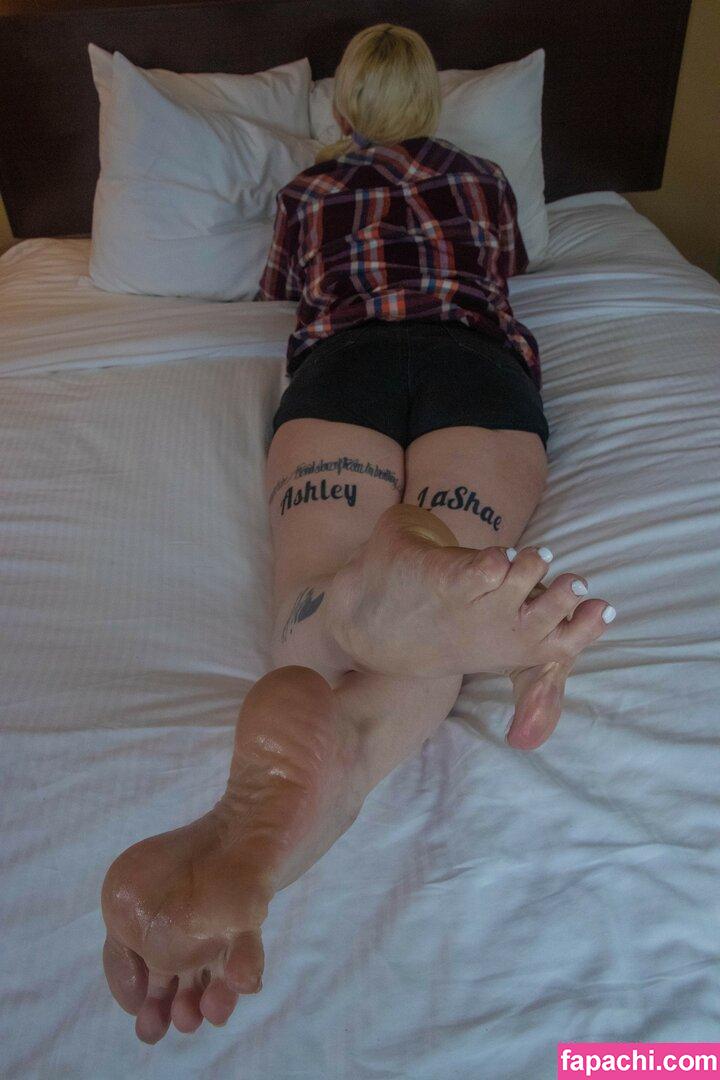 Joey's Feet Girls / bubbybombs / joeysfeetgirls leaked nude photo #0237 from OnlyFans/Patreon