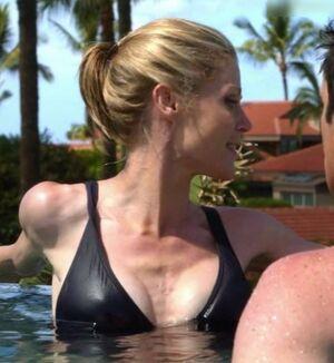 Julie Bowen leaked media #0141