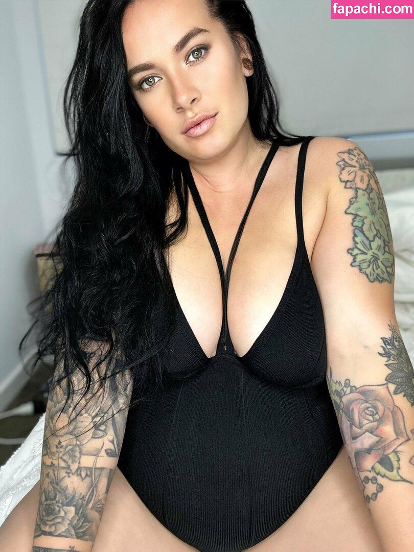 justyouraveragemum_x / oitslicious leaked nude photo #0223 from OnlyFans/Patreon