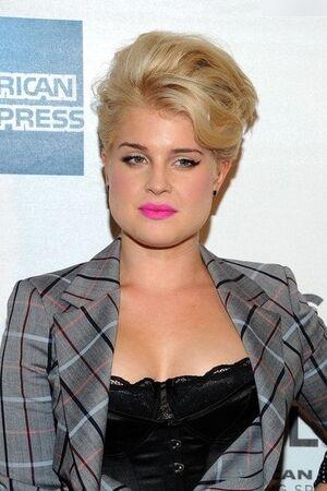 Kelly Osbourne leaked media #0101