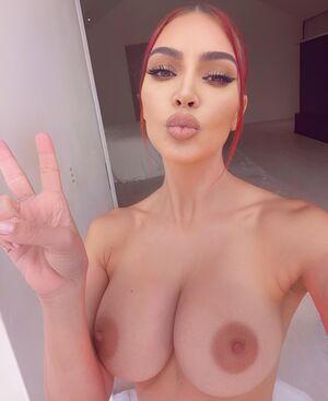 Kim Kardashian leaked media #4827