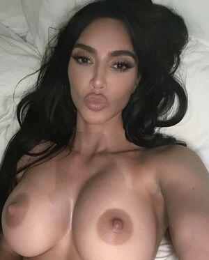 Kim Kardashian leaked media #4828