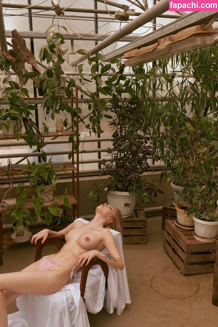 Kootovva / Jenny Kittty / lewdoart leaked nude photo #0064 from OnlyFans/Patreon