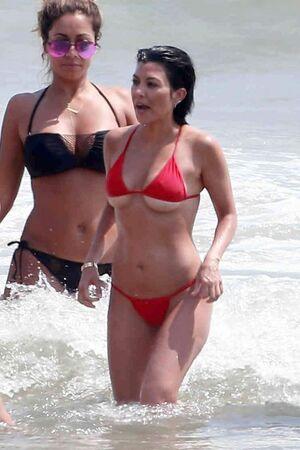 Kourtney Kardashian leaked media #1151