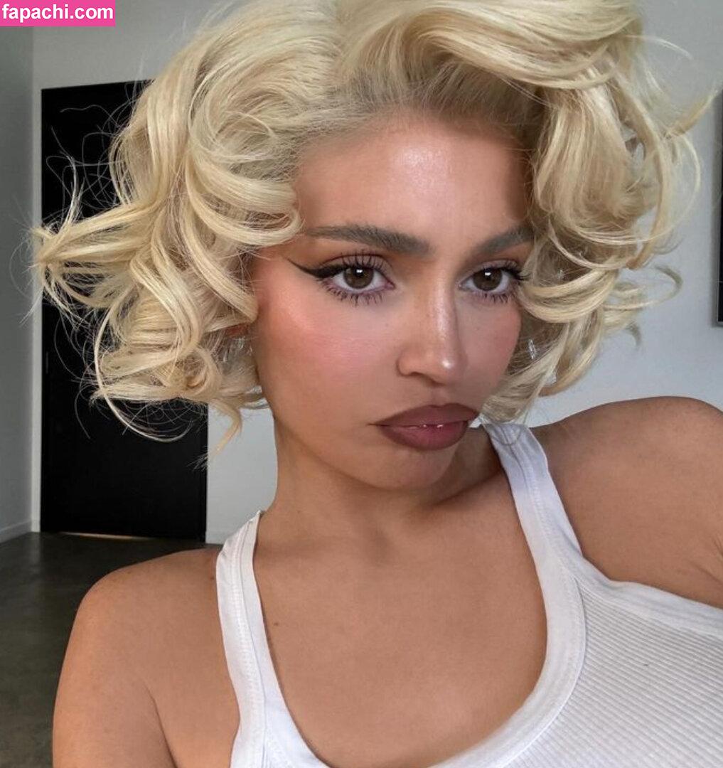 Kylie Jenner / kyliejenner / kyliejenner.2 leaked nude photo #2480 from OnlyFans/Patreon