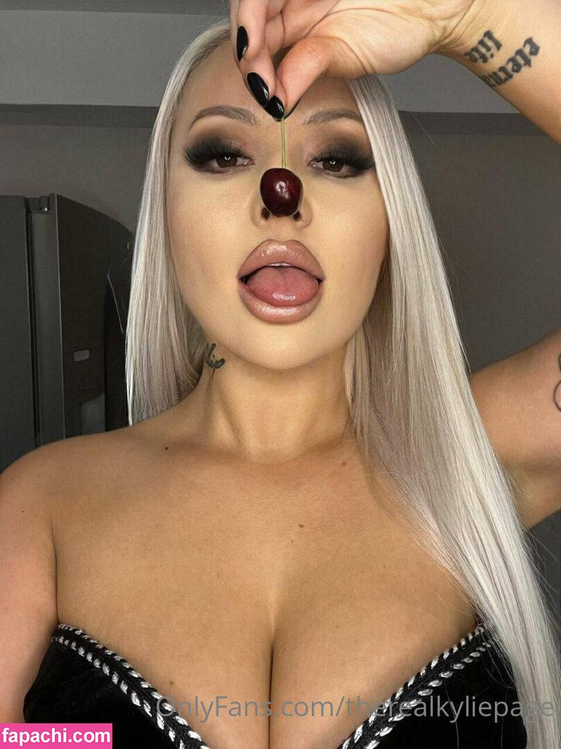 Kylie Page / kyliepageofficial / therealkyliepage / therealkyliepage & lilmiskp leaked nude photo #0070 from OnlyFans/Patreon