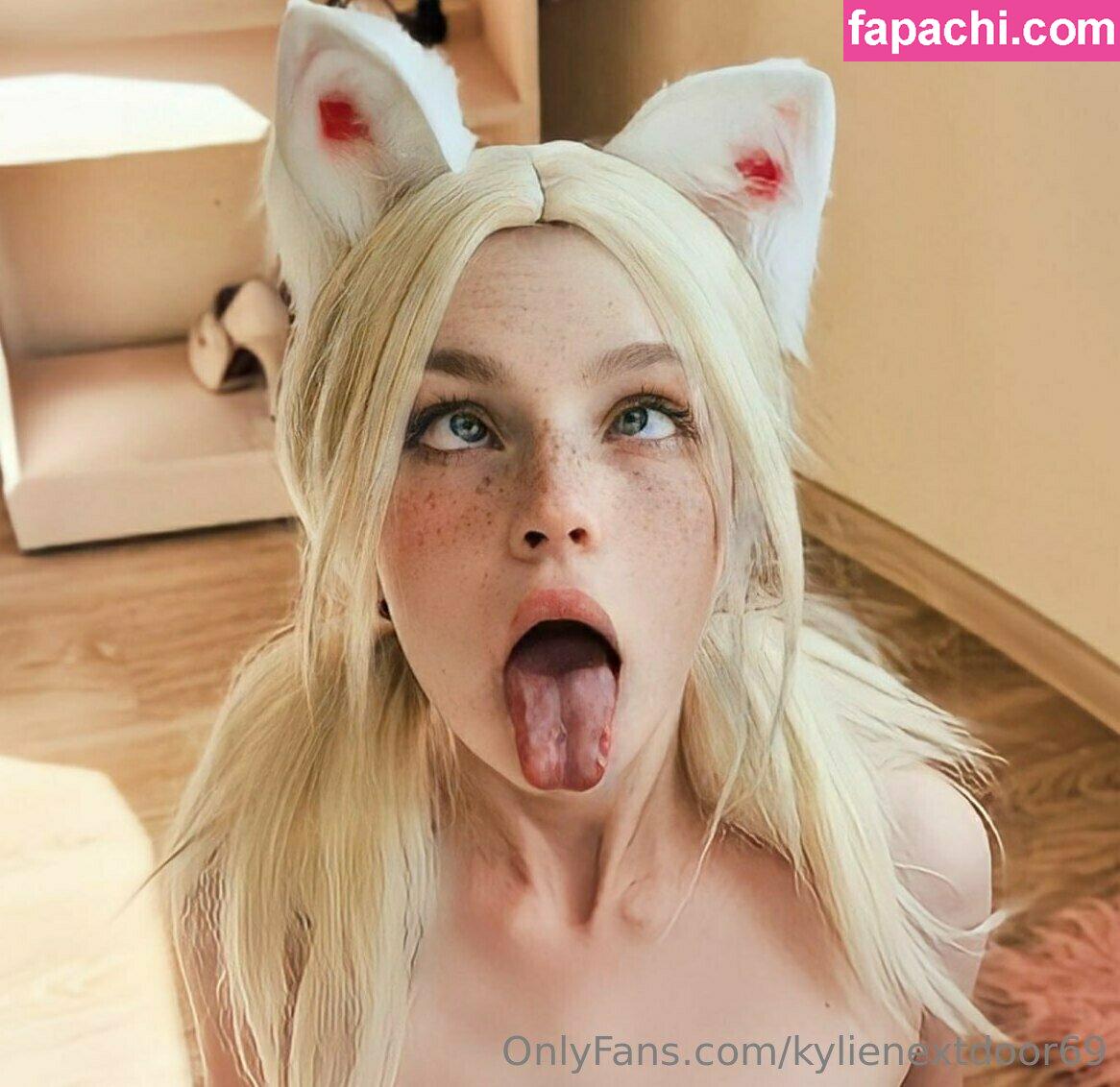 kylienextdoor69 / itscamrynsilly leaked nude photo #0405 from OnlyFans/Patreon