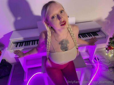 ladyy_diamond leaked media #0033