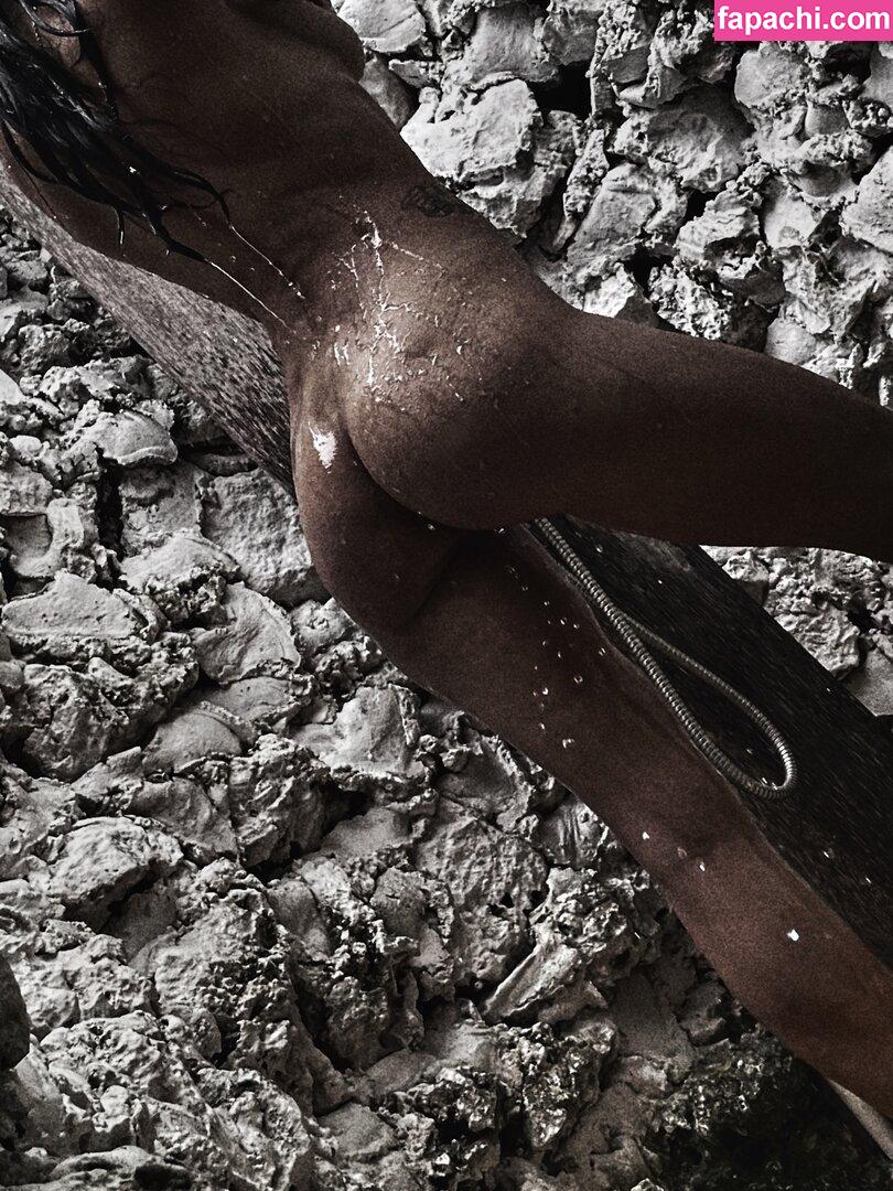 Lariss / Larisa Borza / larissalimareal / larissofficial leaked nude photo #0016 from OnlyFans/Patreon