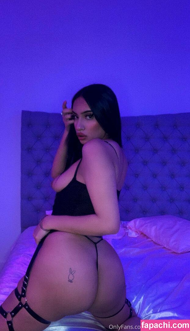 latinavalentinax / latinavalentina123 / tsvalentinaxx leaked nude photo #0002 from OnlyFans/Patreon