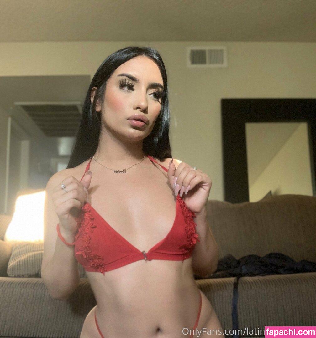 latinavalentinax / latinavalentina123 / tsvalentinaxx leaked nude photo #0003 from OnlyFans/Patreon