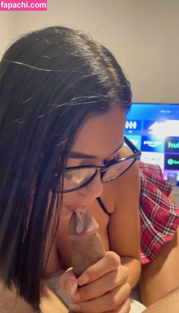 lilbabyhenness1 / henessyyr / lilbabyhennessy leaked nude photo #0022 from OnlyFans/Patreon