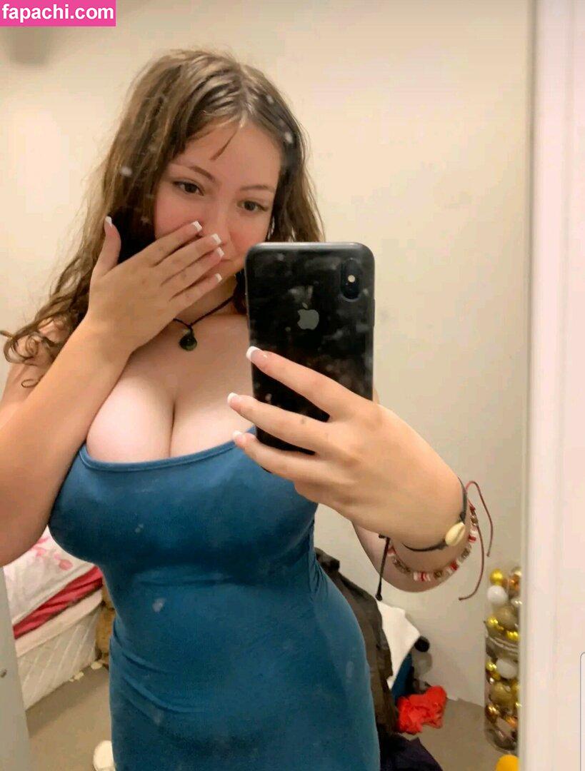 lillil0ve / followjesusnotme2 / lilibeth_lovelove / lilli_love / lilliluxe / notlilo_2 leaked nude photo #0007 from OnlyFans/Patreon