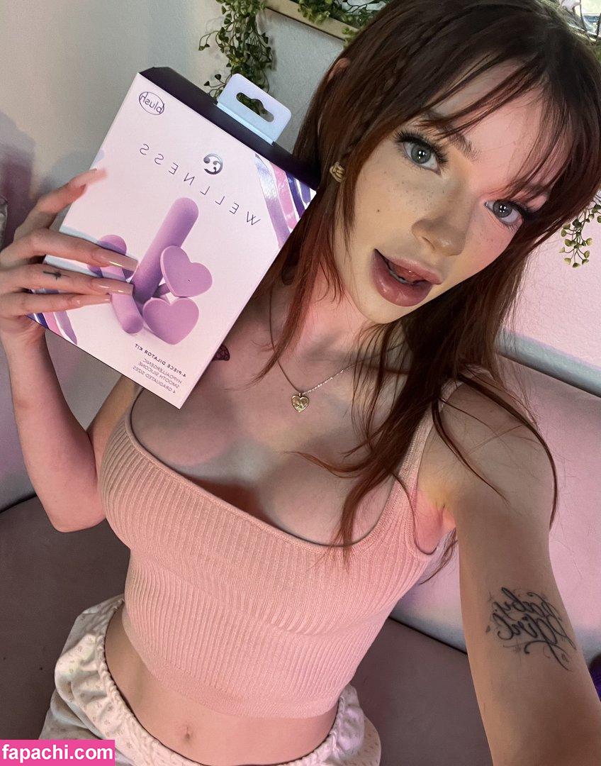Lilly Rae - Lillyrae / lillyrae.me / lillyrae.tv / lillyraetv leaked nude photo #0009 from OnlyFans/Patreon