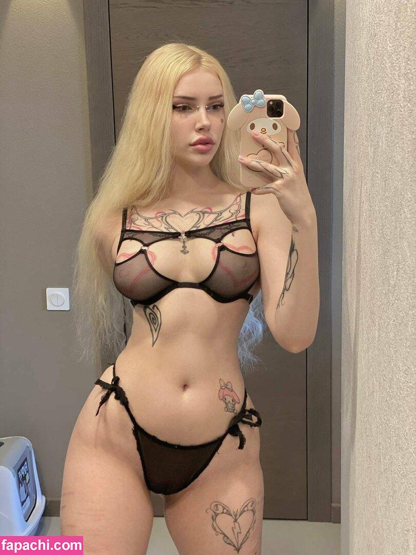 LilyCandy / grechauwu / lillycandy12 leaked nude photo #0003 from OnlyFans/Patreon