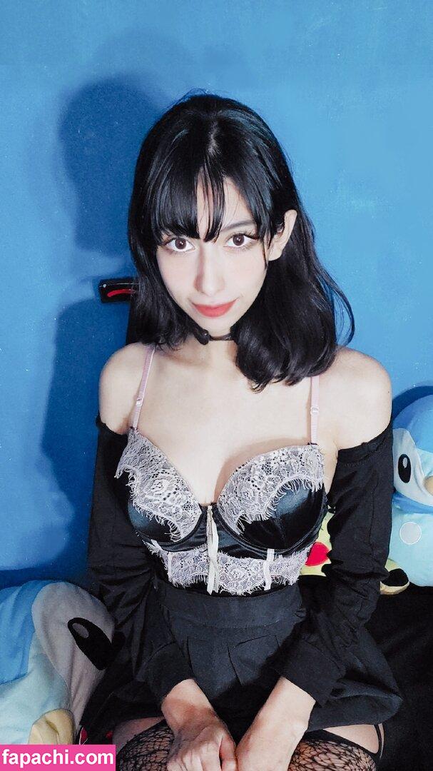 Lilywaifu / Lilywaflecito / lily_waffle / lilylovesyouu leaked nude photo #0187 from OnlyFans/Patreon