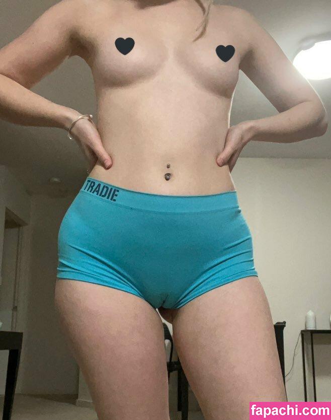 littlebabywhore / dreamyevie / dreamyevie13 / littleslutwhore leaked nude photo #0014 from OnlyFans/Patreon