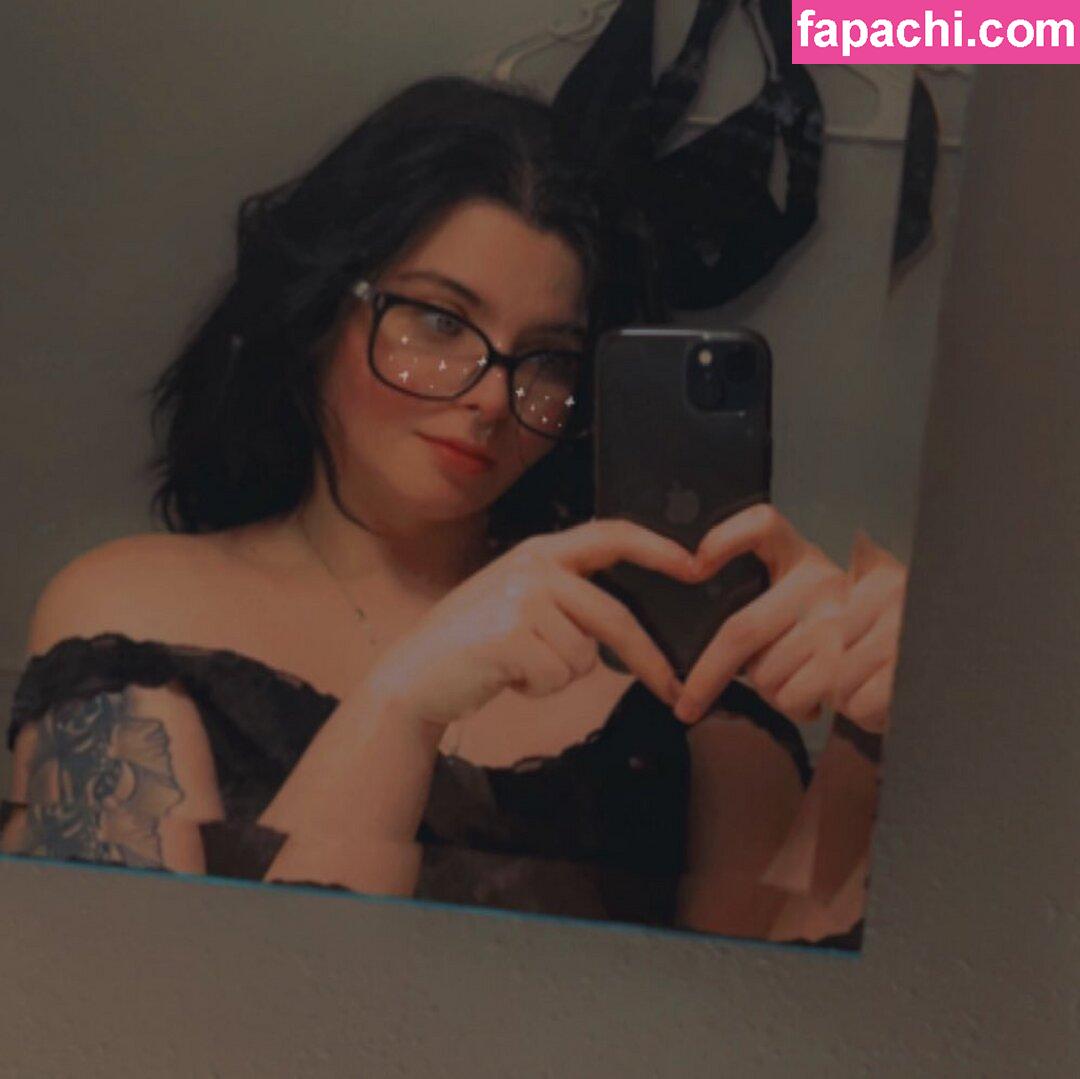 Littlemadds26 / Midnightmaddi / midnightmaddi_ig leaked nude photo #0020 from OnlyFans/Patreon