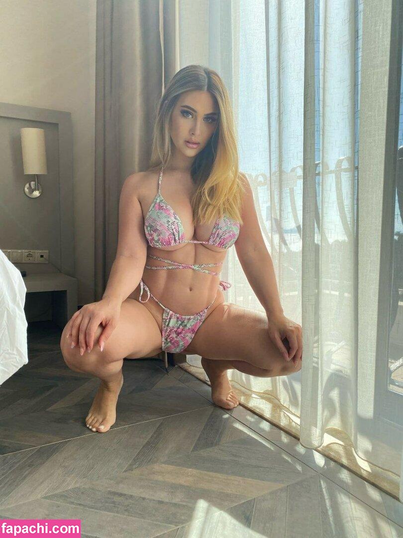 Lizy P / LizyP / lizy_p_makeup / nsfwlizzy leaked nude photo #0022 from OnlyFans/Patreon