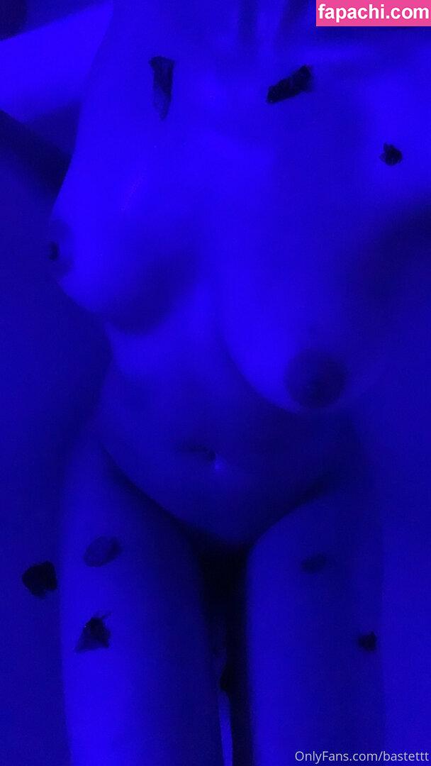 lolaqueencobra / itslolamcqueen leaked nude photo #0019 from OnlyFans/Patreon