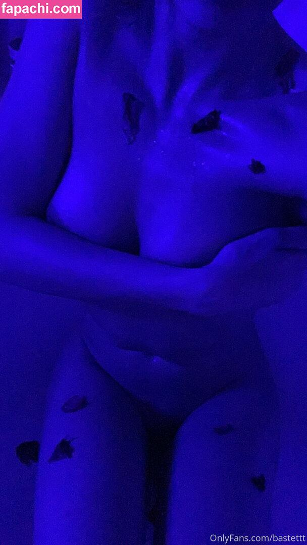 lolaqueencobra / itslolamcqueen leaked nude photo #0020 from OnlyFans/Patreon