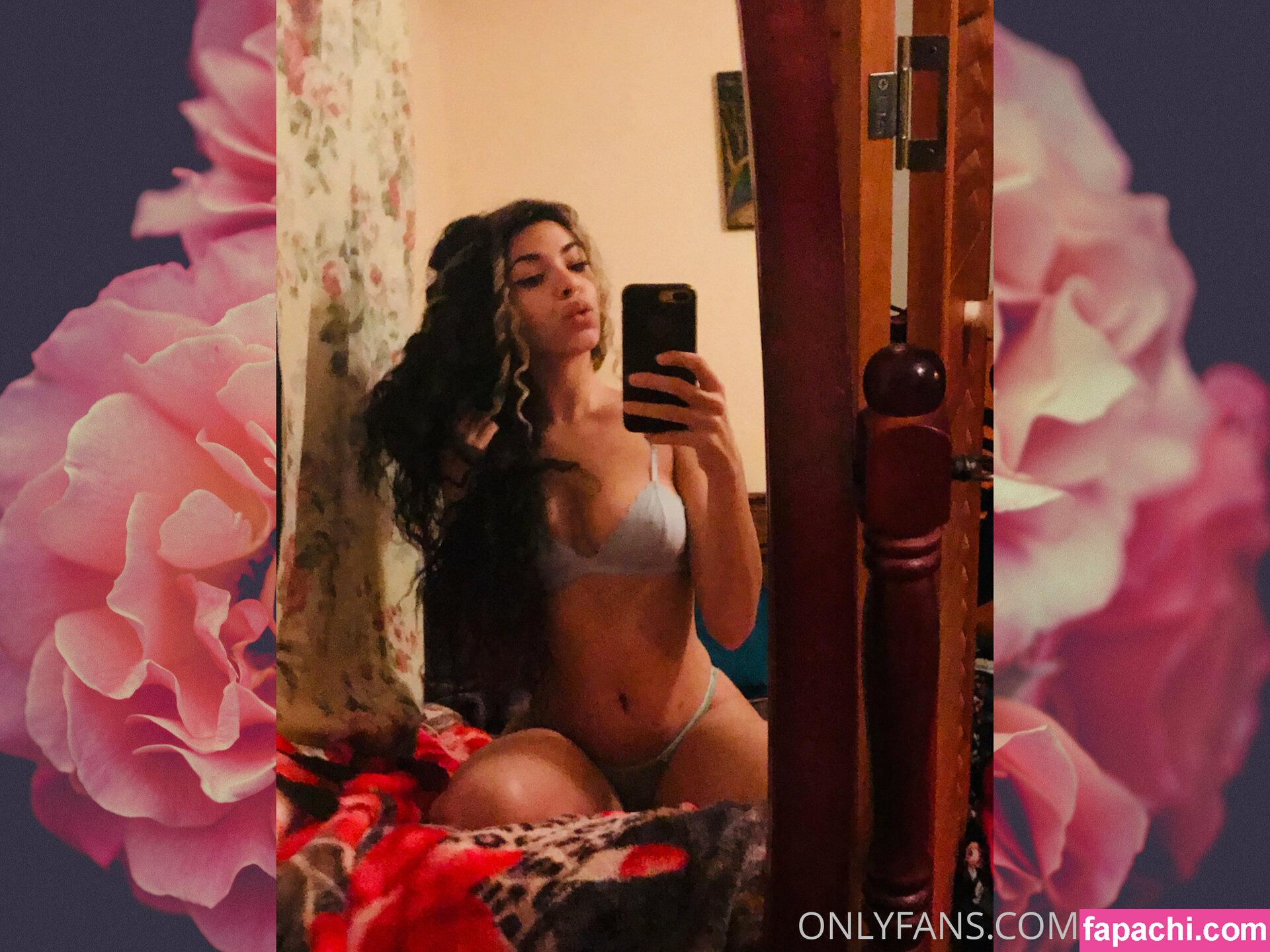 lolaqueencobra / itslolamcqueen leaked nude photo #0070 from OnlyFans/Patreon