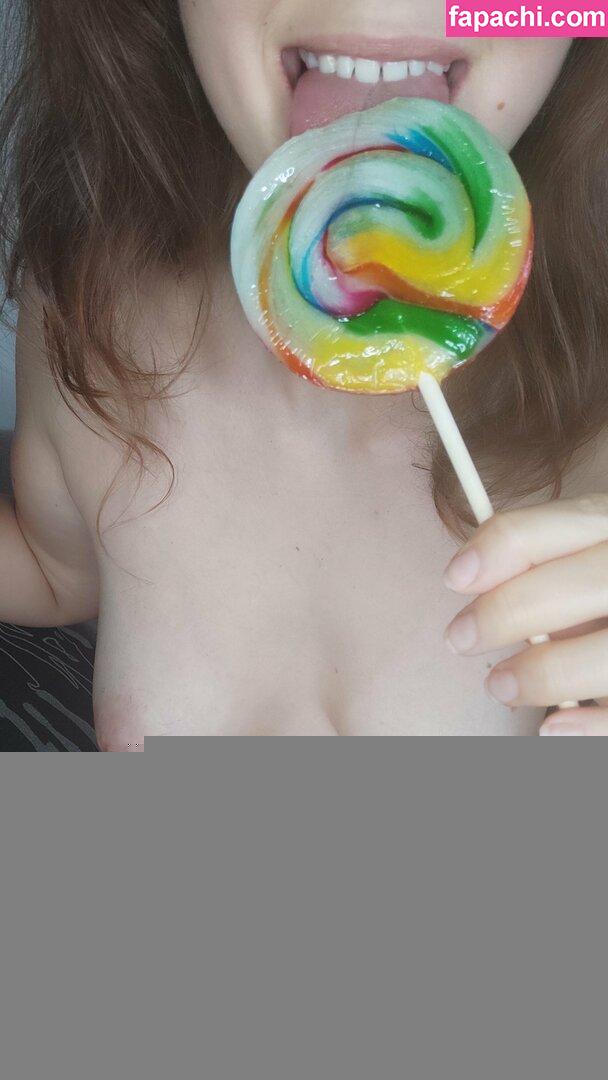 lolysmile21 / sweetsmile221 leaked nude photo #0004 from OnlyFans/Patreon