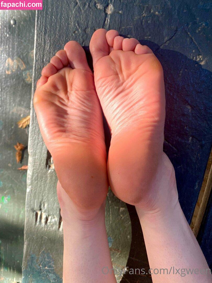 lxgween / marimyfeet leaked nude photo #0018 from OnlyFans/Patreon